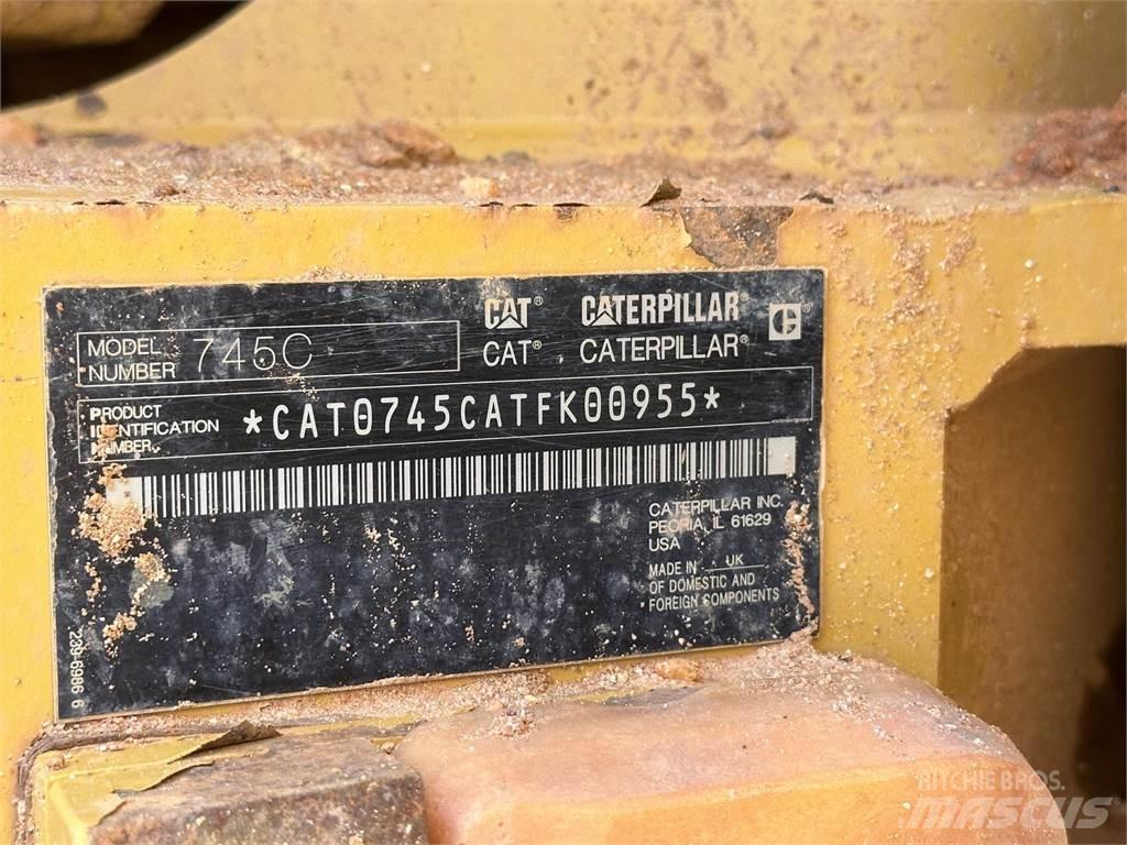 CAT 745C Terrængående lastbiler