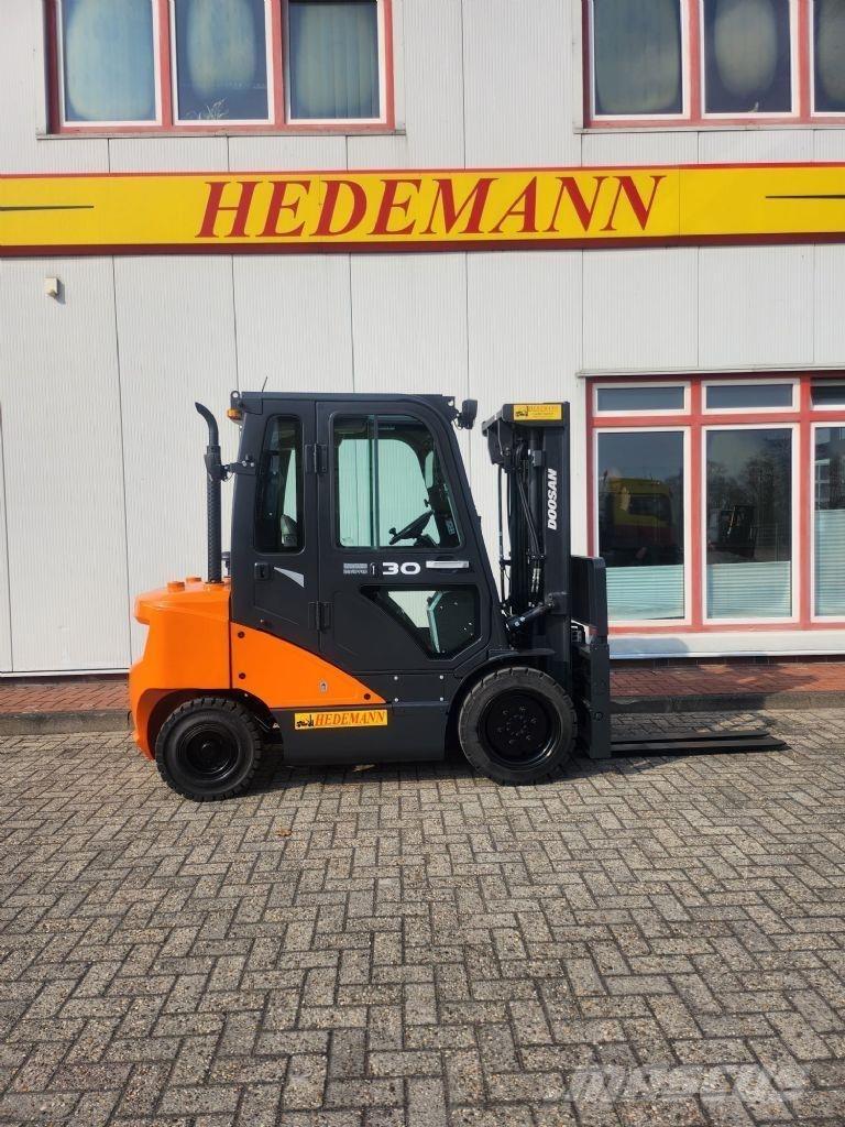 Doosan D30S-7 Diesel gaffeltrucks