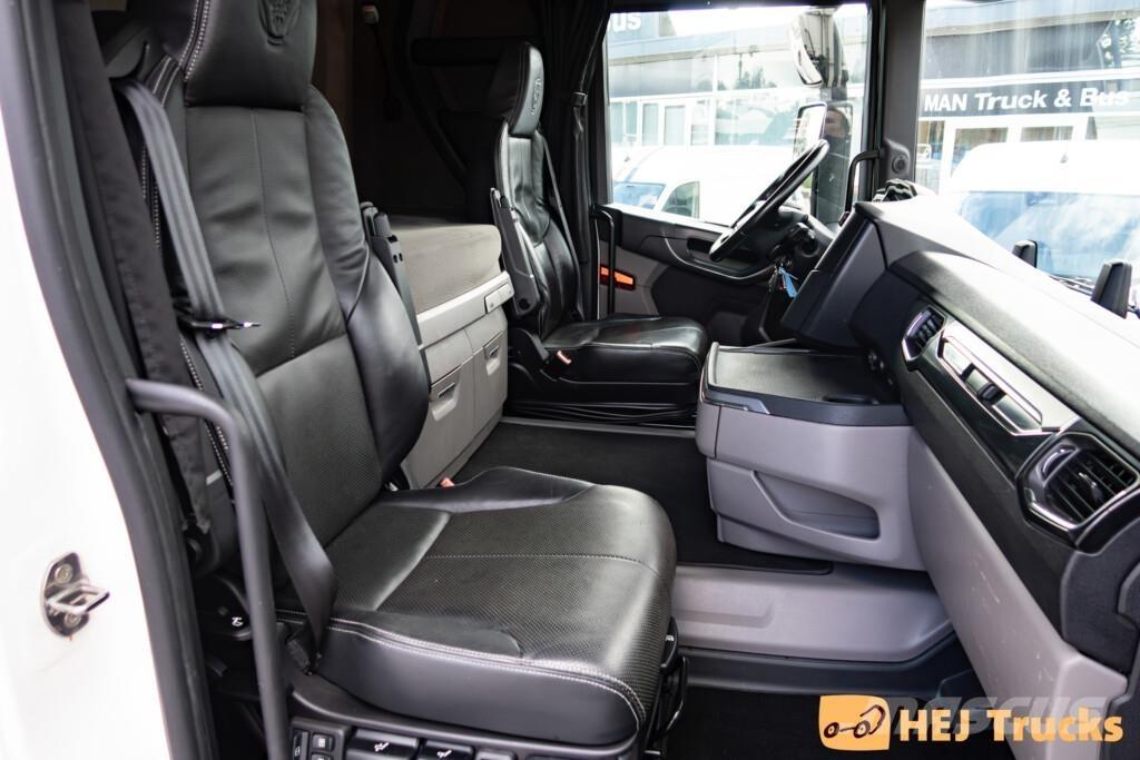 Scania R500 A6x2NB Trækkere