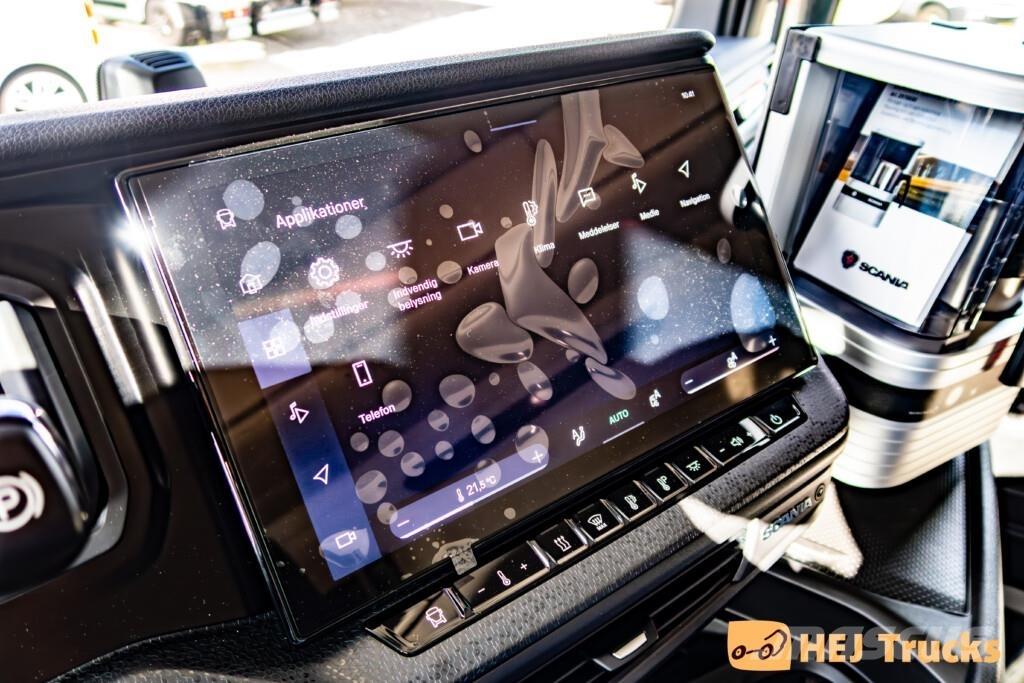 Scania R530 A6x2NB Trækkere