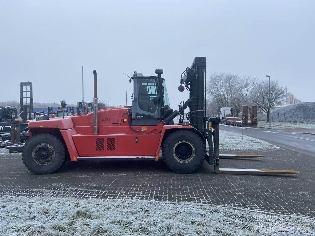 Kalmar DCG300-12LB Diesel gaffeltrucks