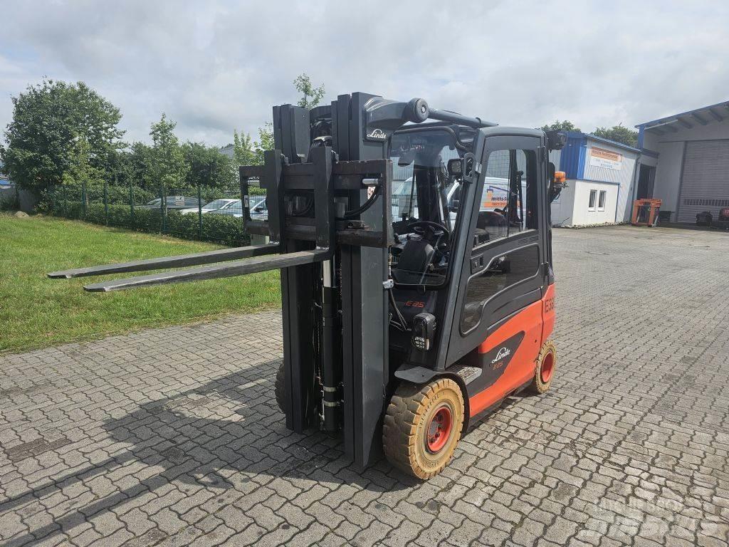Linde E25-01 UVV El gaffeltrucks