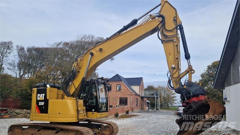 CAT 325 FLCR Gravemaskiner på larvebånd