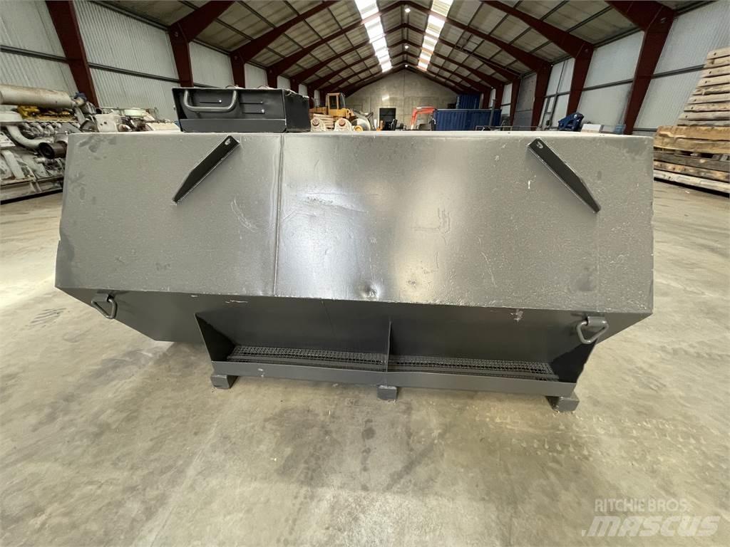  2000 ltr (ca) dieseltank Andet tilbehør
