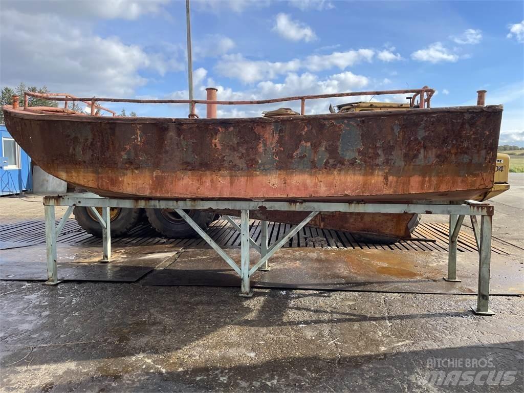  Arbejdsbåd uden motor. Arbejdsbåde / pramme