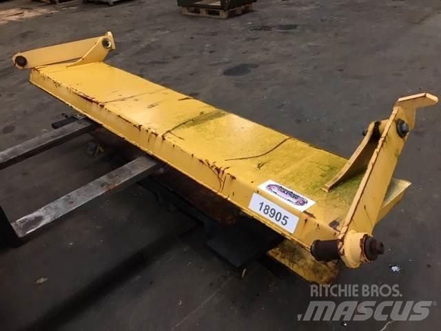  Bagsmæk ex. Volvo A25C 6x6 Andet tilbehør