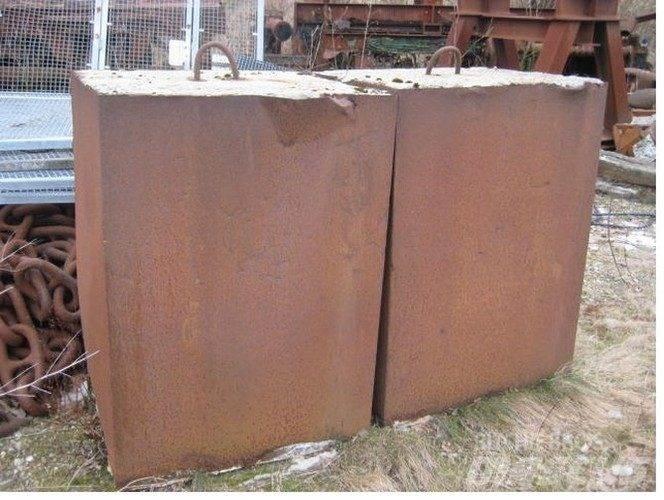  Ballastvægte 4 stk. - 2300 kg Krandele og udstyr