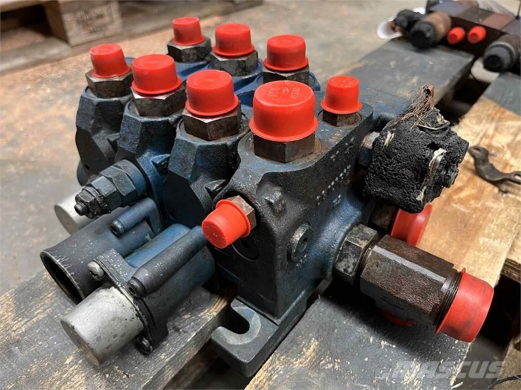 CASE 695SR hovedventil Hydraulik