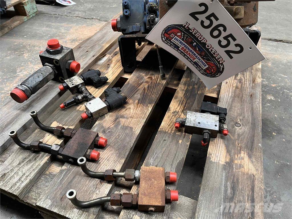 CASE 695SR manøvreventil Hydraulik