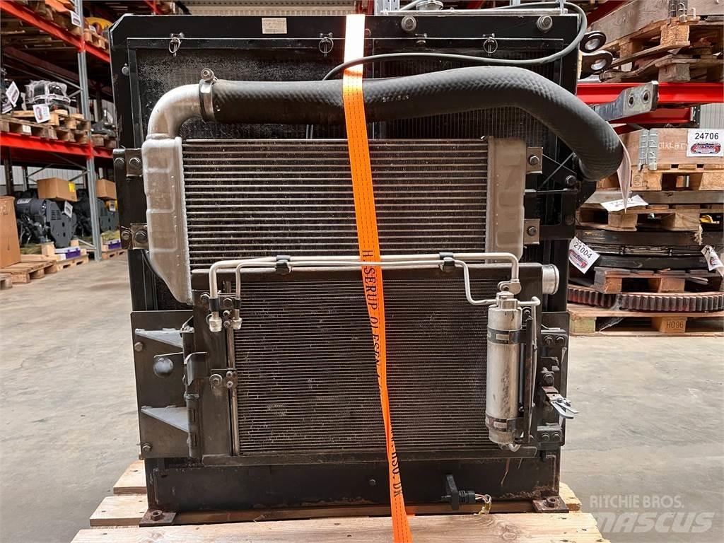 CAT 323D køler Motorer