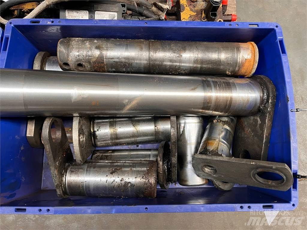 CAT 323D nagler Andet tilbehør