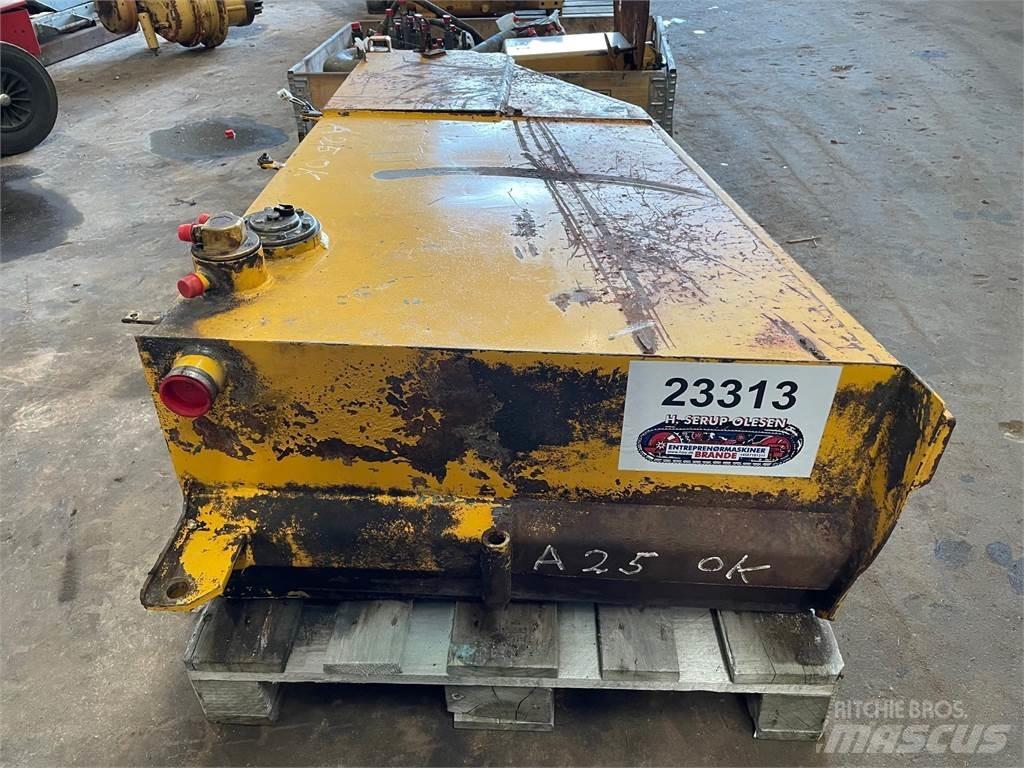  Dieseltank ex. Volvo A25 Andet tilbehør