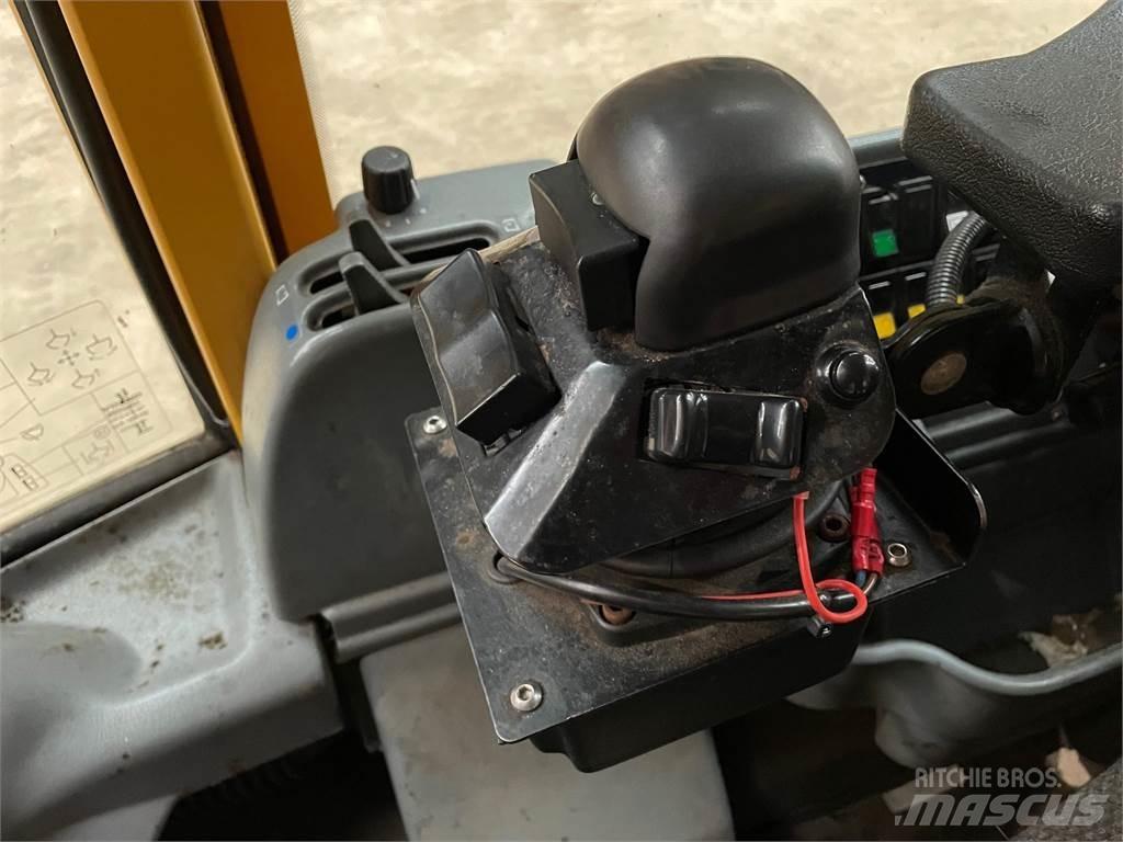  Førerhus, ex. Volvo L180D Andet tilbehør