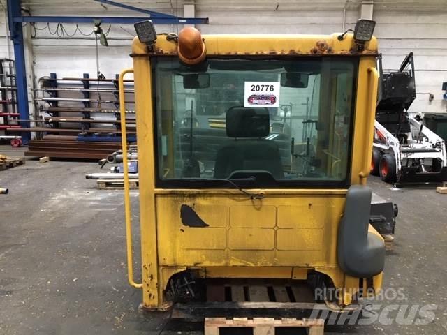  Førerhus ex. Volvo L180E Andet tilbehør