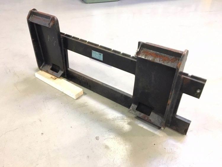  Gaffelbord 2,5 ton - Cat Pallegafler