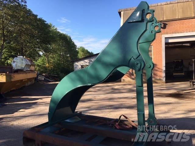  Grimstad grab Gribere