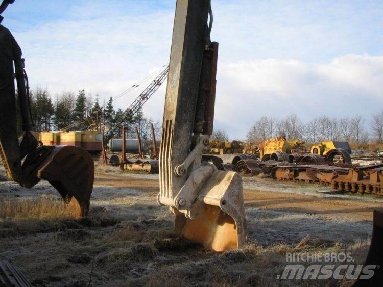 Hitachi UH 181 til ophug Gravemaskiner på larvebånd