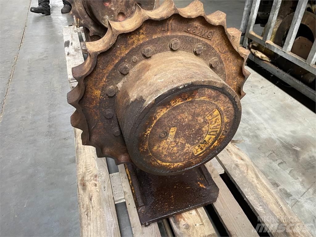 Komatsu PC150 Køregear Gear