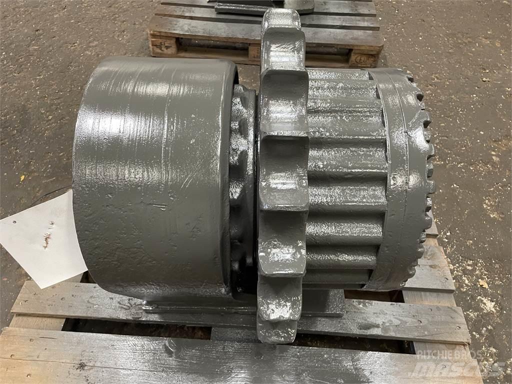 Komatsu PC180LC-3 Køregear Gear