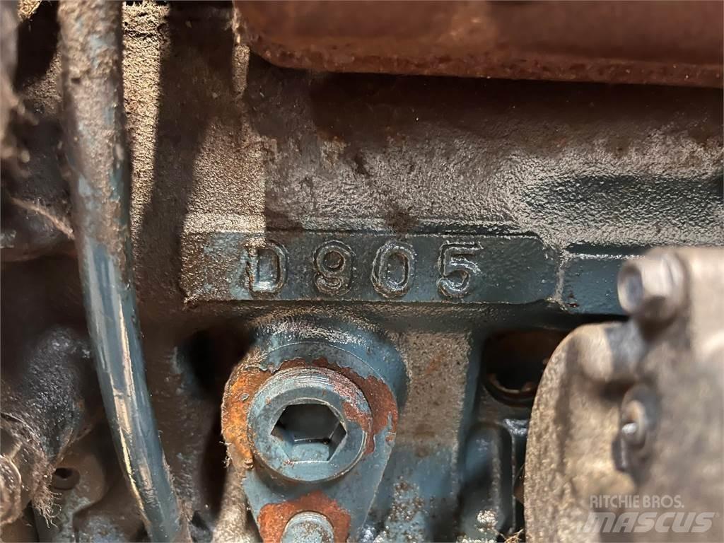 Kubota D905 motor Motorer