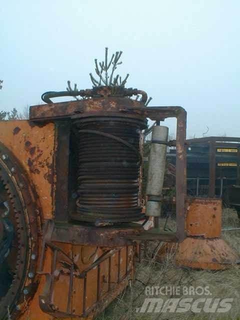 Liebherr hydr. spil - 2 stk. Hejsespil og materialeelevatorer