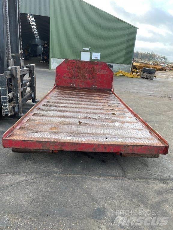  Maskintrailer med wirehejs Semi-trailer blokvogn