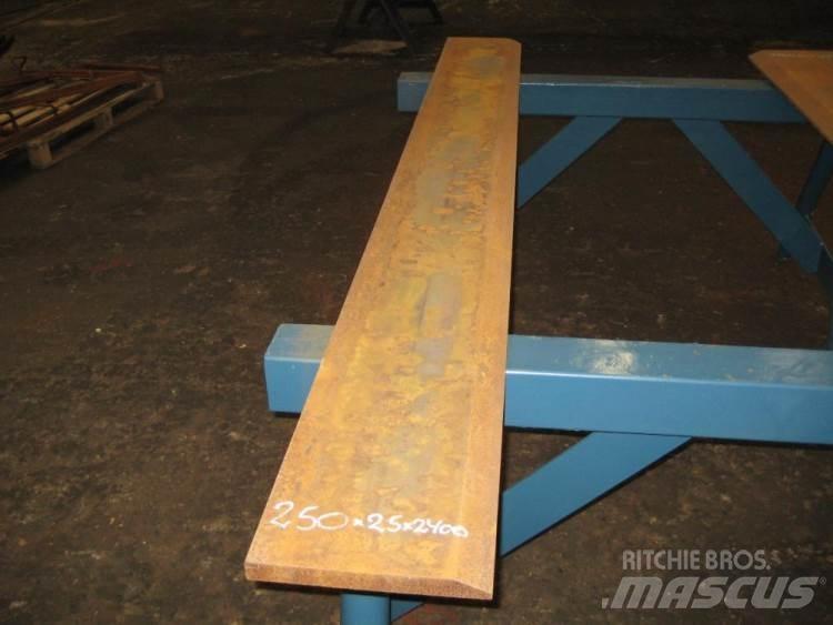  Skærstål 250x25x2300 mm Entreprenør - Andet