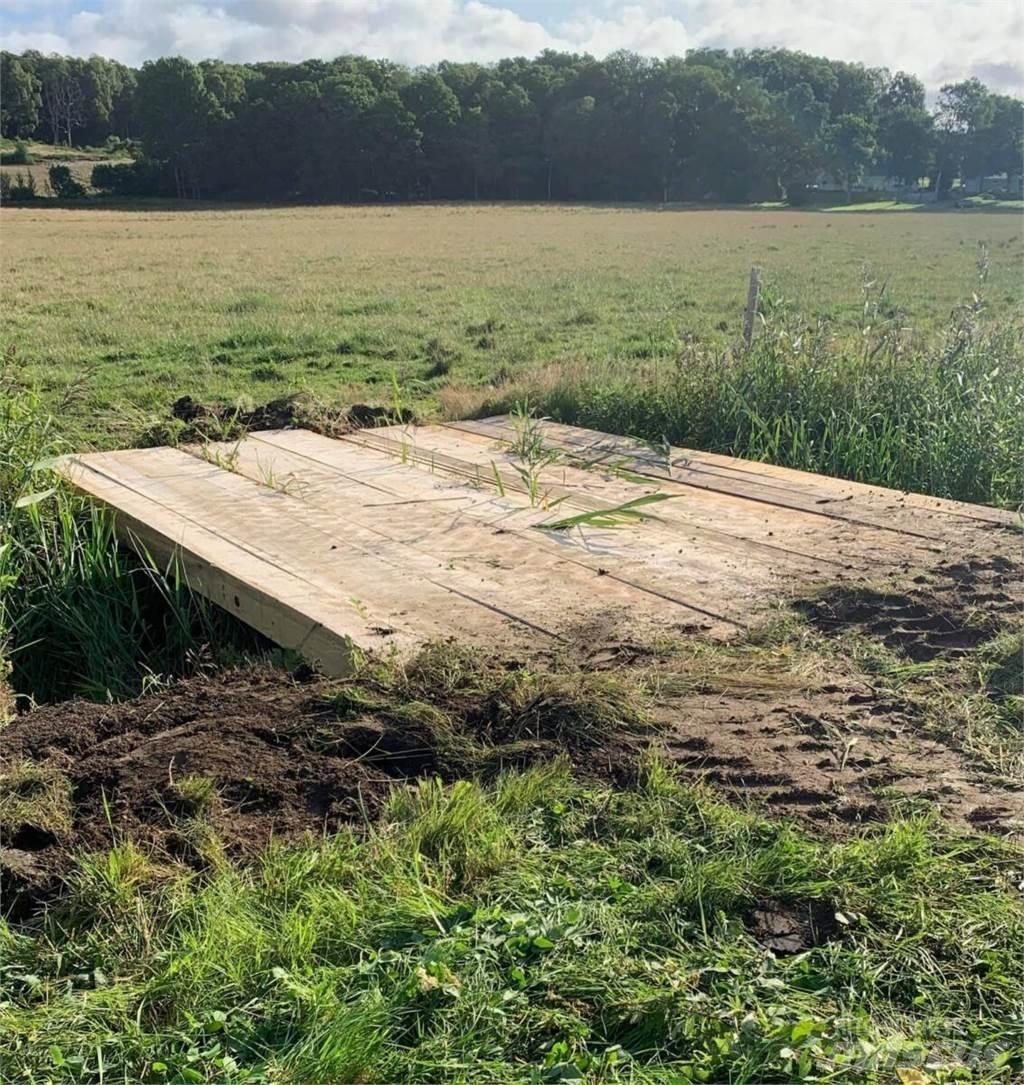  Træmadrasser - 44 stk. Andet tilbehør