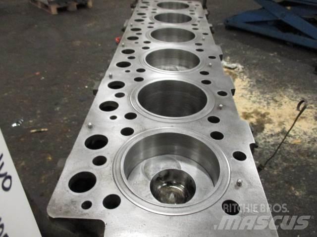 Volvo D100 short blok Motorer