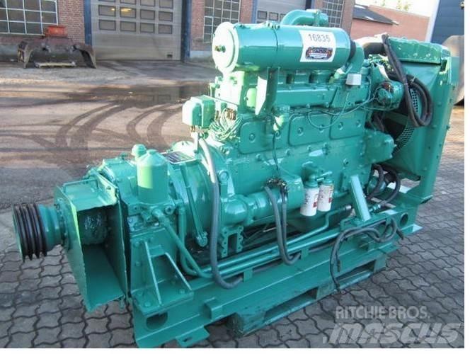 Volvo D100A med PTO Motorer