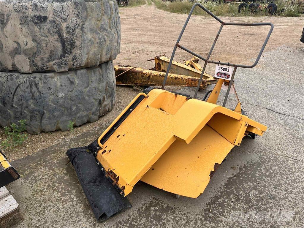 Volvo L220E højre bagskærm Andet tilbehør