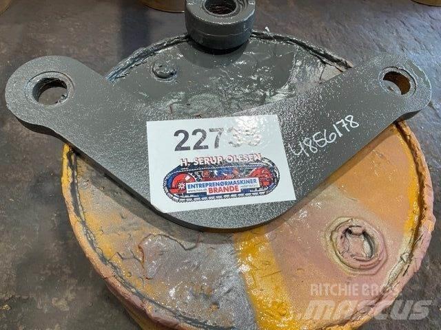 Volvo L90B Link Arm Andet tilbehør
