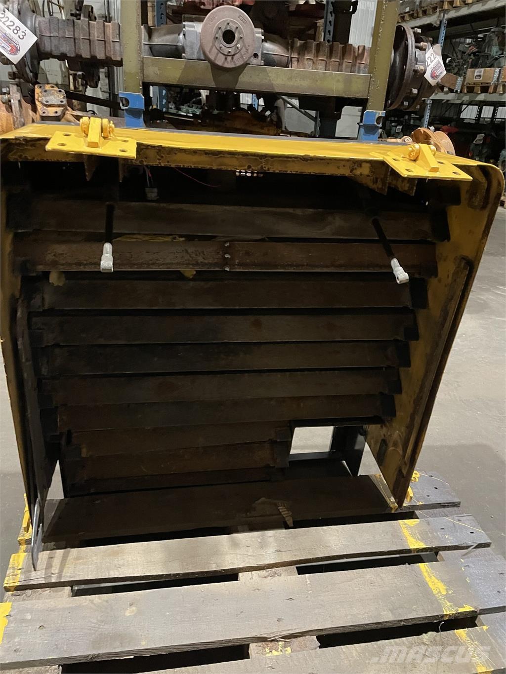 Volvo L90C kølerhjelm Andet tilbehør