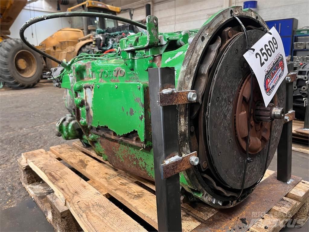 Volvo SR1700 transmission Gear