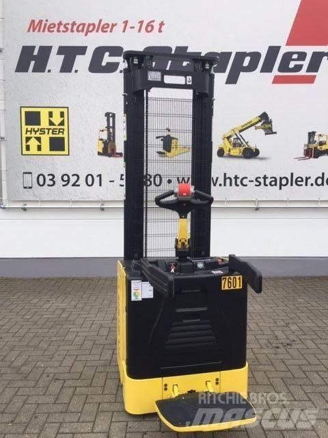 Hyster S1.5S Gaffelstabler med gående fører