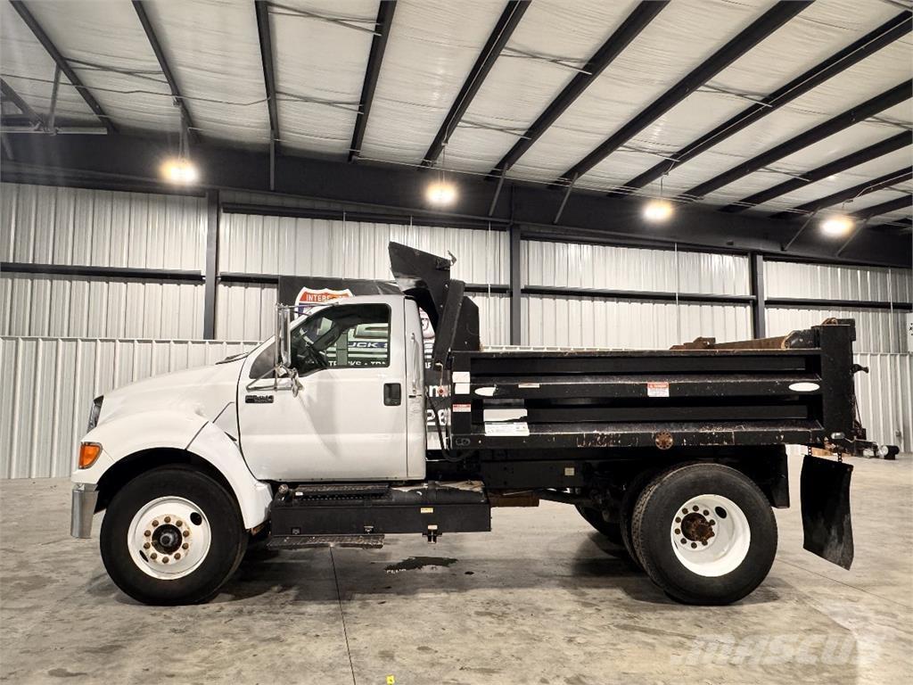 Ford F-650 Lastbiler med tip