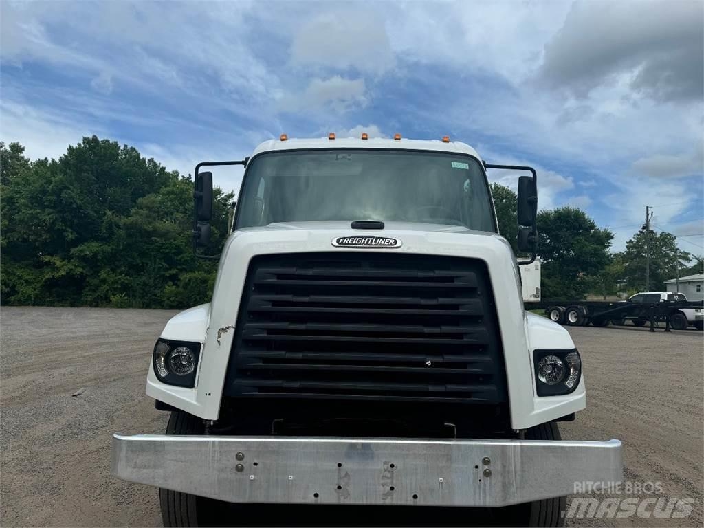 Freightliner 108SD Forsvar/Miljø