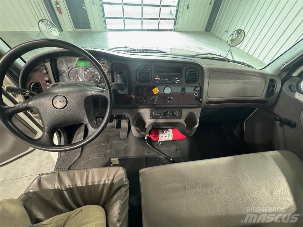 Freightliner M2 Fast kasse