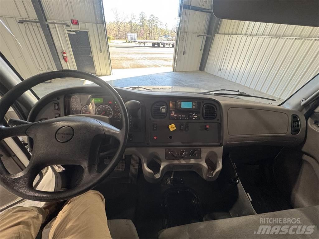 Freightliner M2 Fast kasse