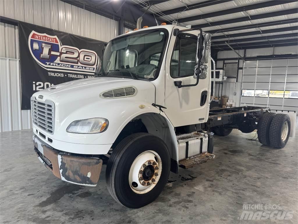 Freightliner M2 106 Chassis