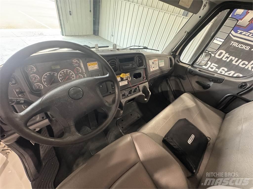 Freightliner M2 106 Chassis