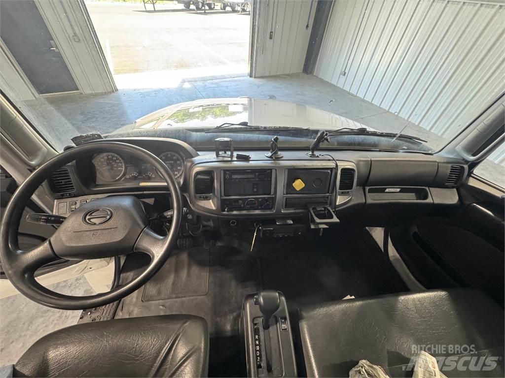 Hino 268 Kølelastbiler