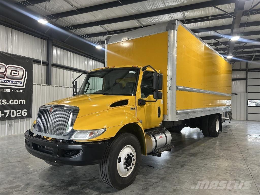 International MV Fast kasse