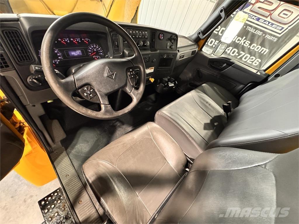 International MV607 Fast kasse