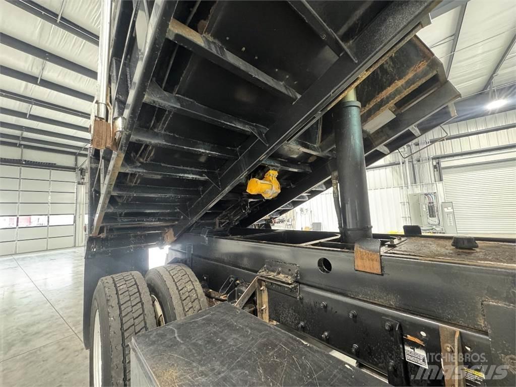 Kenworth T300 Lastbiler med tip