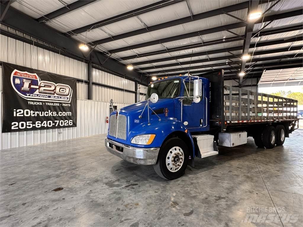 Kenworth T370 Lastbil med lad/Flatbed