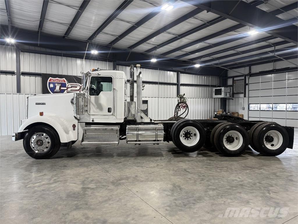 Kenworth W900 Trækkere