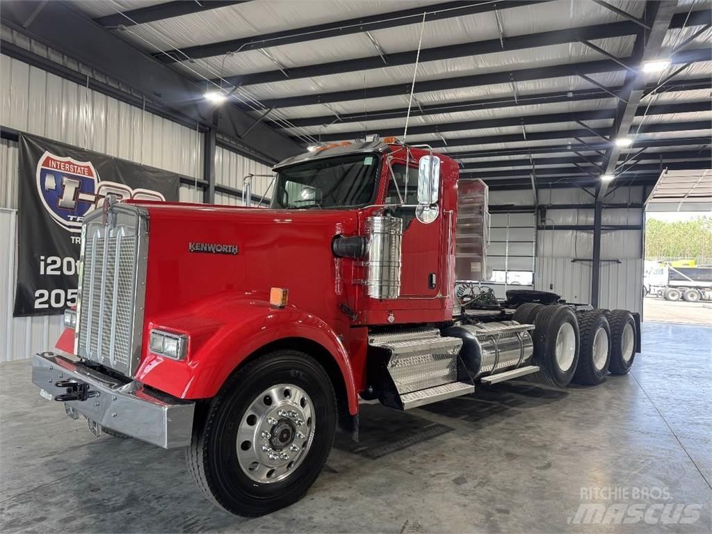 Kenworth W900 Trækkere