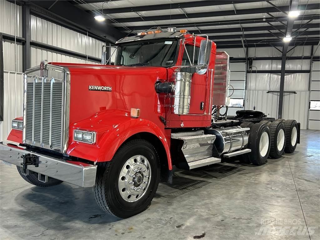 Kenworth W900L Trækkere