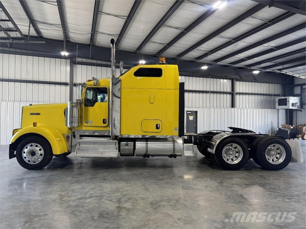Kenworth W900L Trækkere